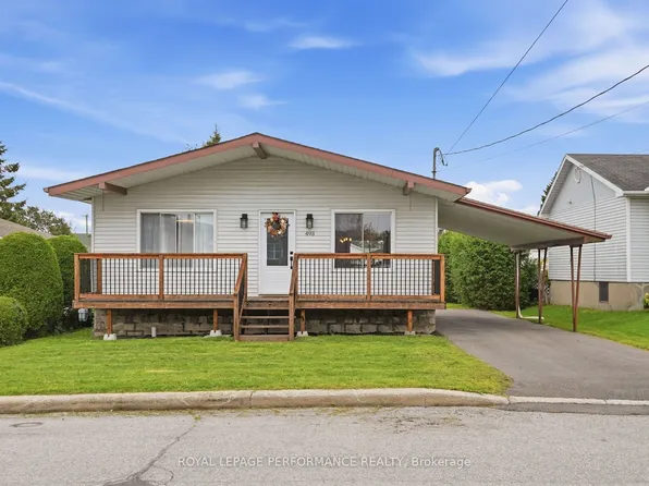 493 Catherine St, Hawkesbury, ON K6A 1Z8
