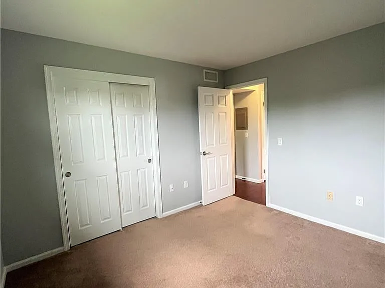 4053 Vaughn Ter — Photo 10