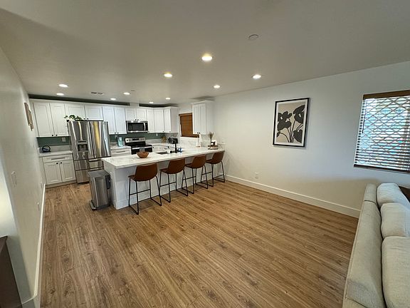 2nd image of 1233 Oasis Dr