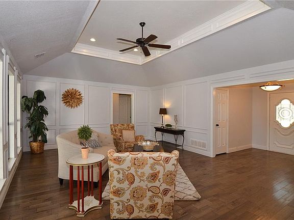 5th image of 3412 Coyote Way
