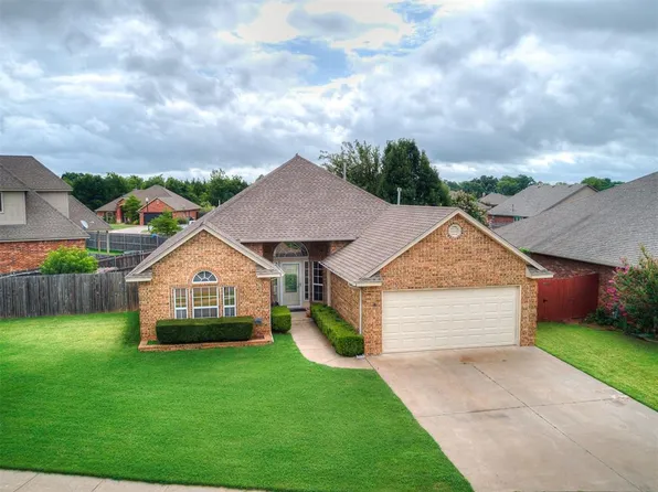 906 Renita Way, Moore, OK 73160