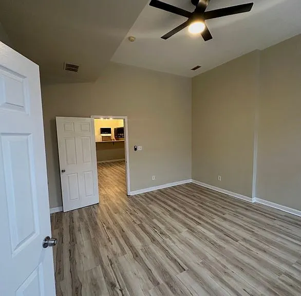 1410 Madison Ave #2 — Photo 16