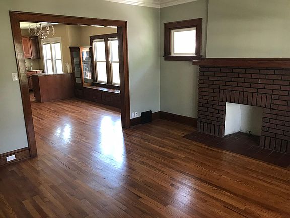5th image of 2632 E 128th St Floor 2
