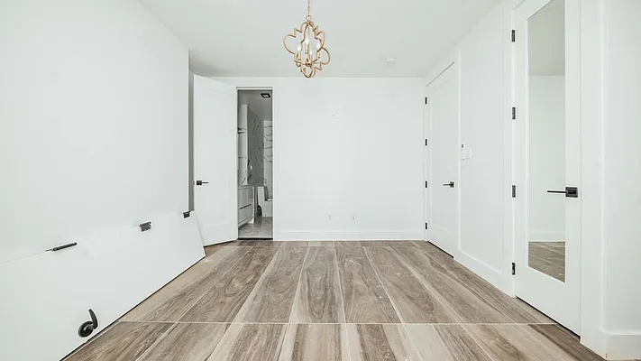 Rented by Nooklyn NYC LLC | media 38