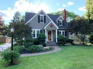 25 Penfield Cres, Rochester, NY 14625