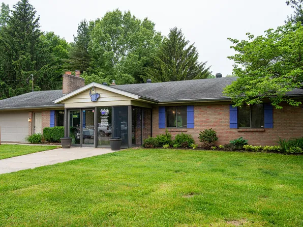 3895 Cherry Ln SE, Ada, MI 49301