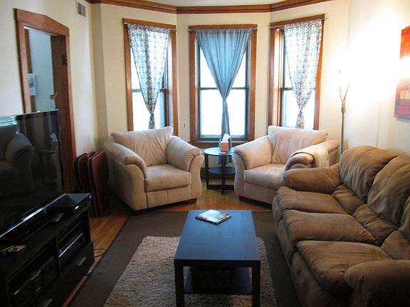 2nd image of 3319 N Seeley Ave