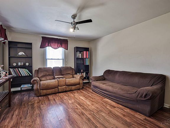 4th image of 368 Magie Ave