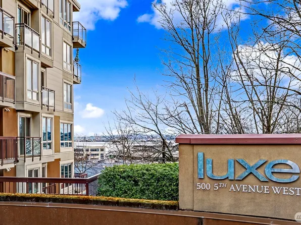 500 5th Ave W #303, Seattle, WA 98119