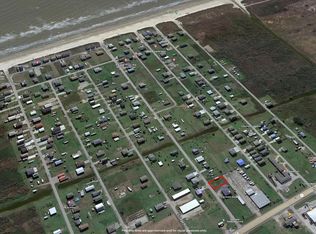 975 O'Neil Rd, Crystal Beach, TX 77650