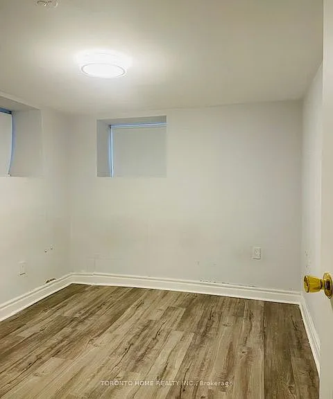 64 Fairside Ave #BASEMENT — Photo 3