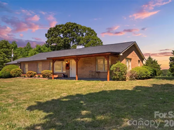 1333 Eufola Rd, Statesville, NC 28677