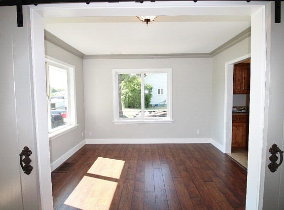 3rd image of 3437 N Olsen St