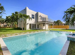 130 Greenwood Dr, West Palm Beach, FL 33405