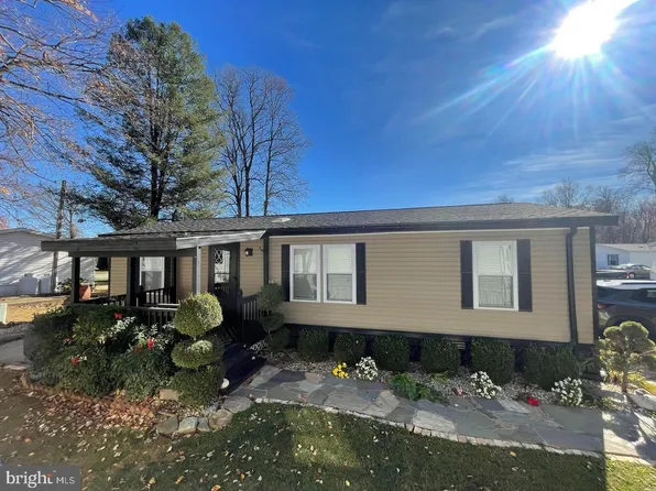 23 Rosewood Dr, Atglen, PA 19310