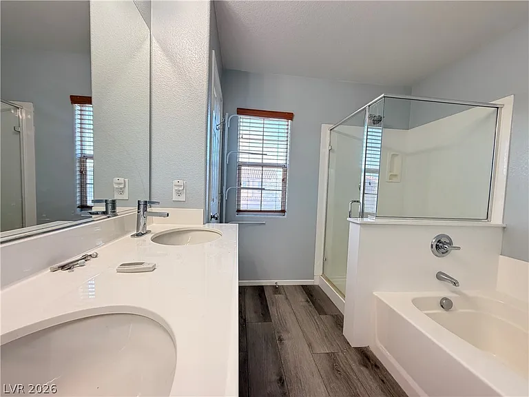 7237 Mineral Park Ave — Photo 13