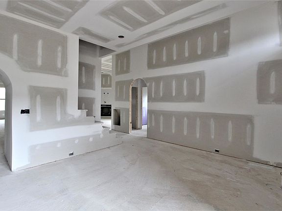 4th image of 208 Whitley Way #208