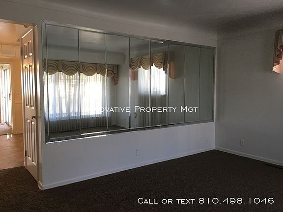 4th image of 1313 Lillian Dr