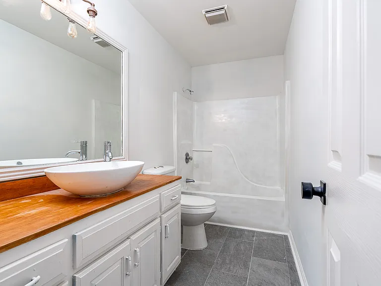 2718 Buckner Ln — Photo 22