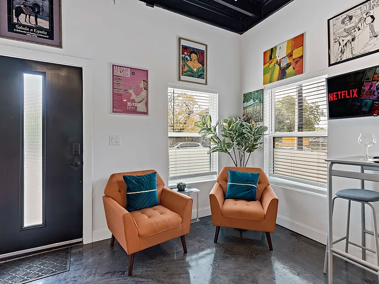 811 Montana St #1101 — Photo 12