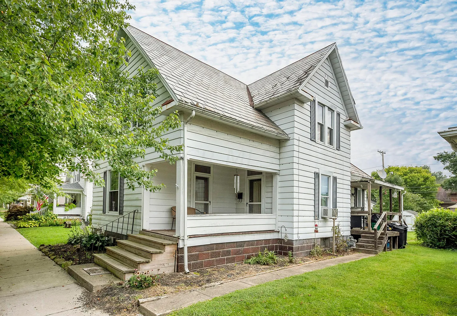 220 Purvis Ave photo 1
