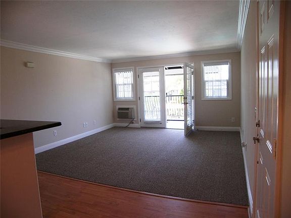 3rd image of 506 Canyon Dr Unit 84
