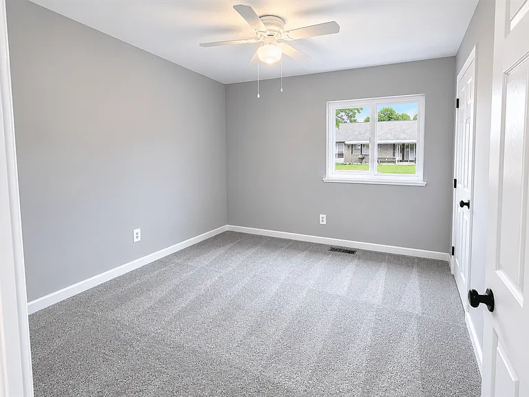 603 Rolice Ct — Photo 8
