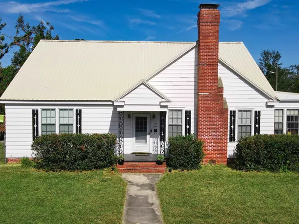 315 E Leon St, Perry, FL 32347