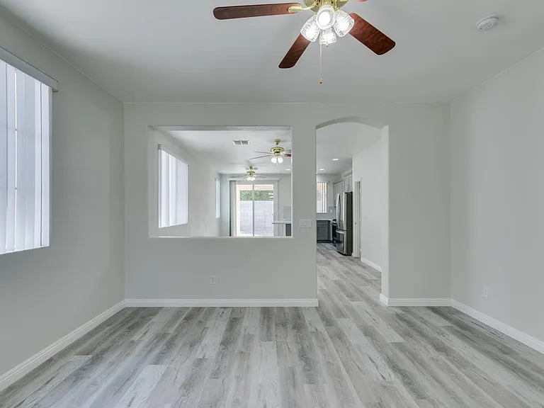 5647 Indian Springs St — Photo 16