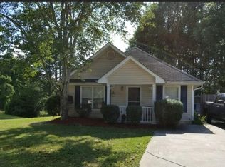 135 N Main Dr, Stockbridge, GA 30281
