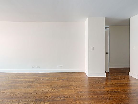 4th image of 220 E 63rd St APT 10D