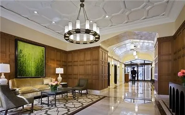 Rented by R New York | media 23