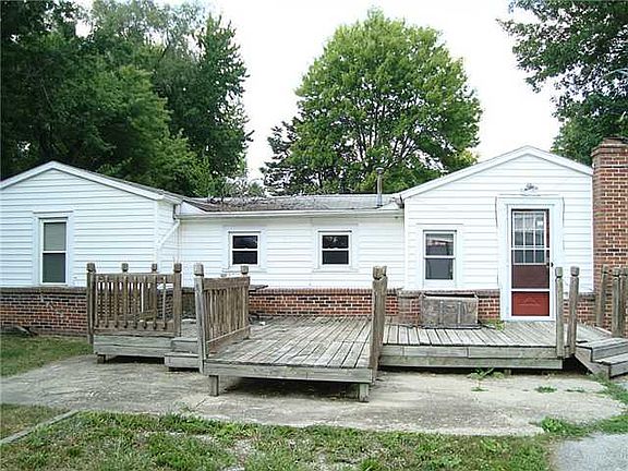 3rd image of 20705 Sycamore St