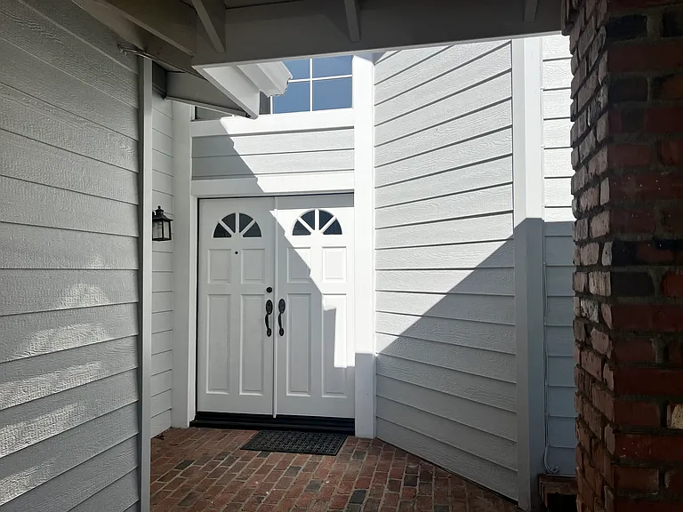 2220 Pebble Beach Trl — Photo 2