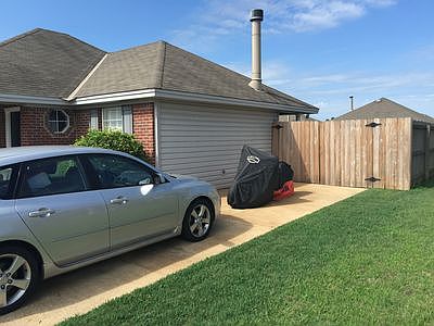 Right side/Fence gate
