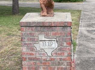 1119 Bellewood Ln, Canyon Lake, TX 78133