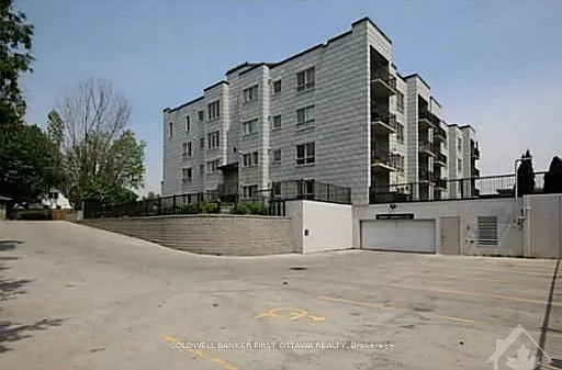 14 Norice St #401 — Photo 18