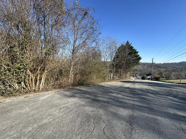 325 Brownview Dr, Chattanooga, TN 37415