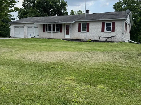 236 Freeport Rd, Lebanon, PA 17046