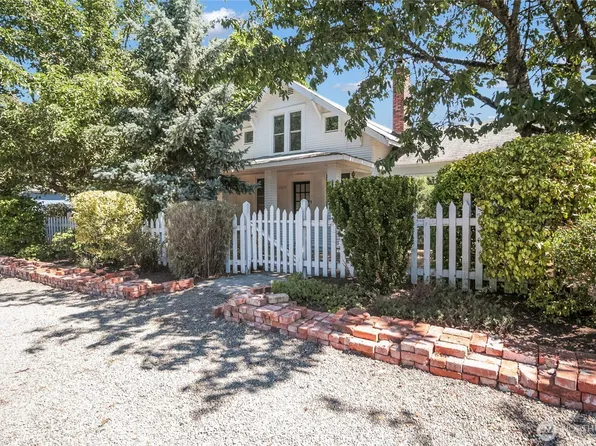 10824 53rd Avenue S, Seattle, WA 98178