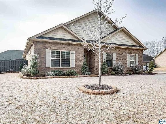 2nd image of 3001 Magnolia Leaf Cir SE