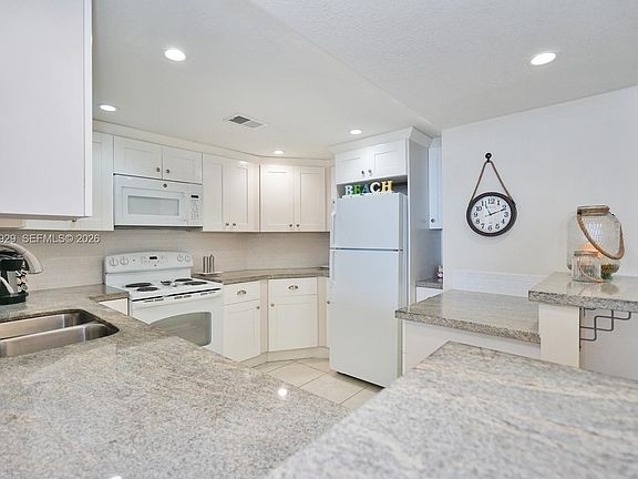 3rd image of 3725 S Ocean Dr APT 1216