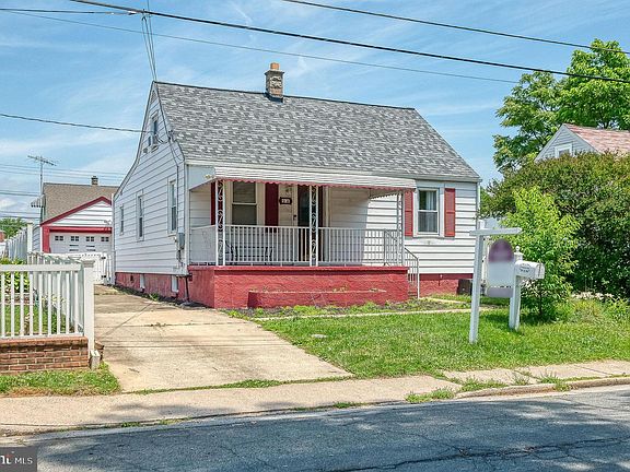 3rd image of 94 Avalon Ave