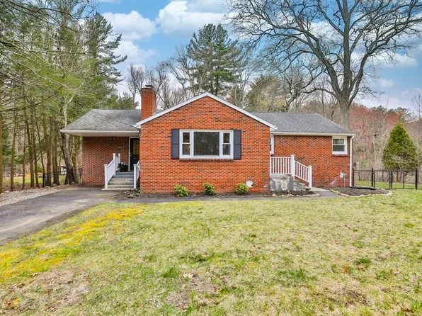 65 Chestnut St, Wilmington, MA 01887