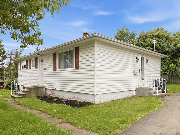2nd image of 41 Highlandview Rd
