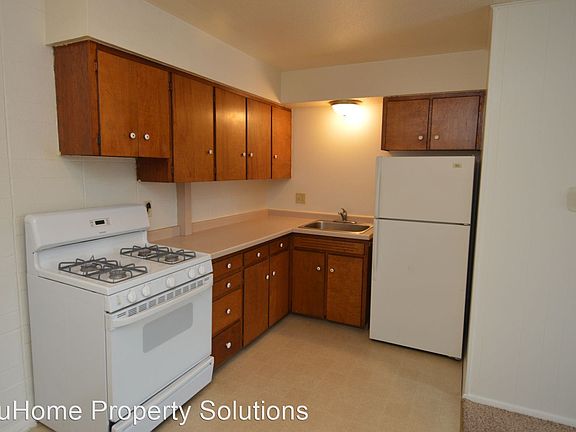 4th image of 2220 12th Ave N #212
