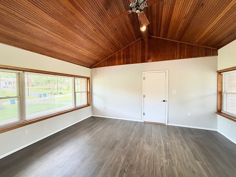 24 Lincord Dr — Photo 14
