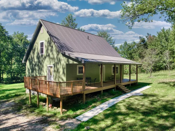 8235 Pleasant Chapel Rd, Newark, OH 43056