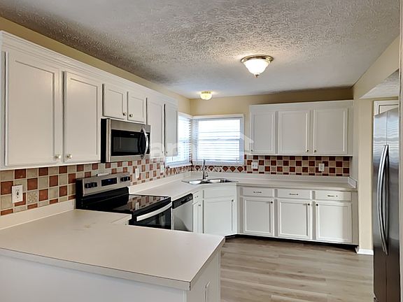 3rd image of 5912 Oreily Dr