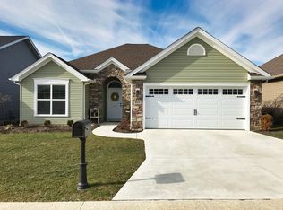 9218 Woodland Blue Dr, Seville, OH